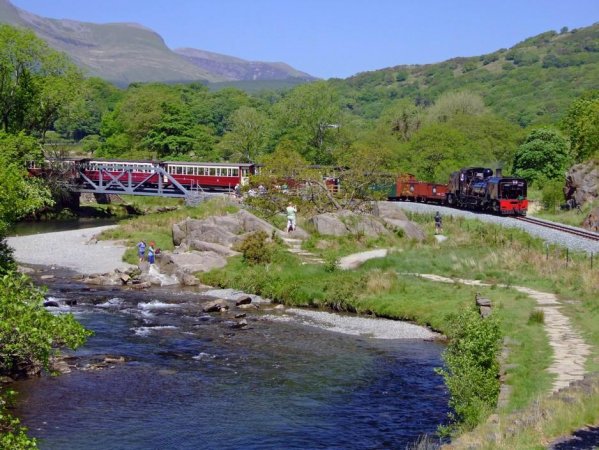 Welsh Highland Railway